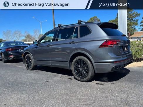 Used 2022 Volkswagen Tiguan SE R-Line image 6