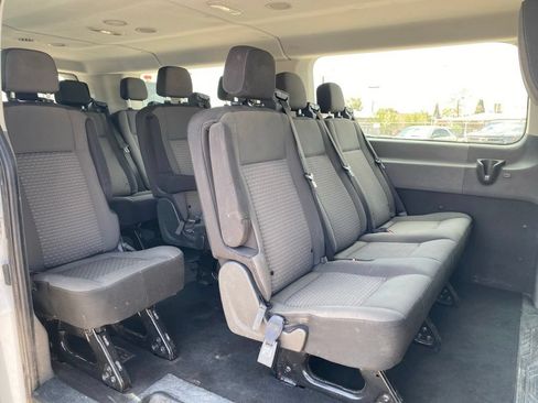 Used 2023 Ford Transit 350 XLT RWD image 8