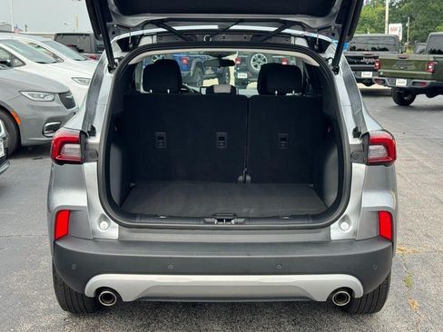 Used 2023 Ford Escape Active w/ Tech Pack #2 FWD image 5