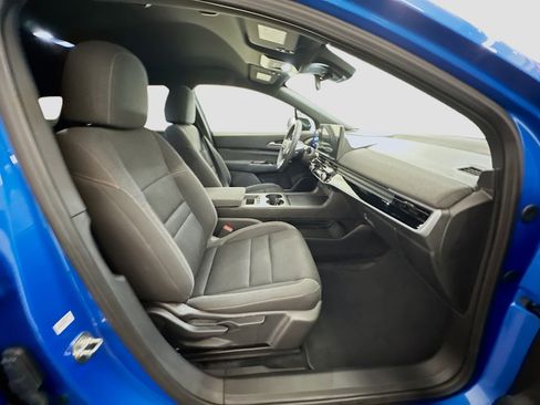 Used 2025 Honda Prologue EX image 32