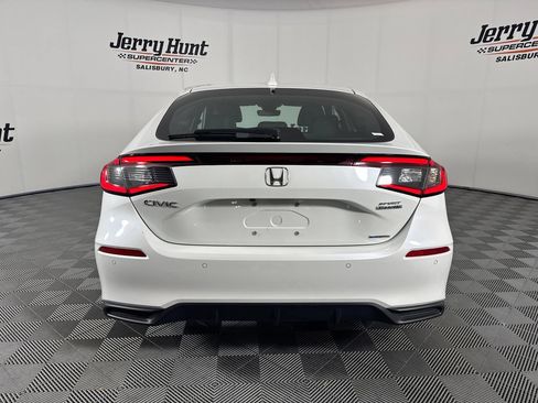 Used 2025 Honda Civic Sport Touring image 8