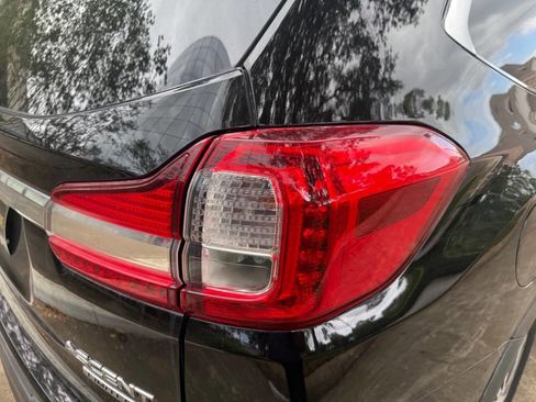 Used 2019 Subaru Ascent Limited image 15