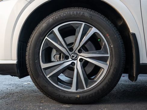 Used 2024 Lexus RX 350 AWD w/ Technology Package image 9