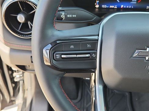 Used 2023 Chevrolet Colorado Z71 w/ Z71 Convenience Package 2 image 15