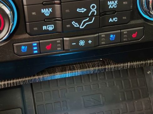 Used 2021 Ford F250 Lariat AWD/4WD image 24