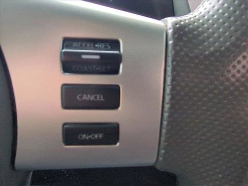 Used 2016 Nissan Frontier Desert Runner image 12