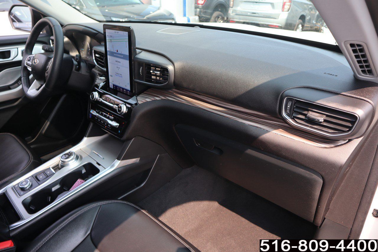 Used 2023 Ford Explorer Limited w/ Limited Technology Package AWD/4WD image 27