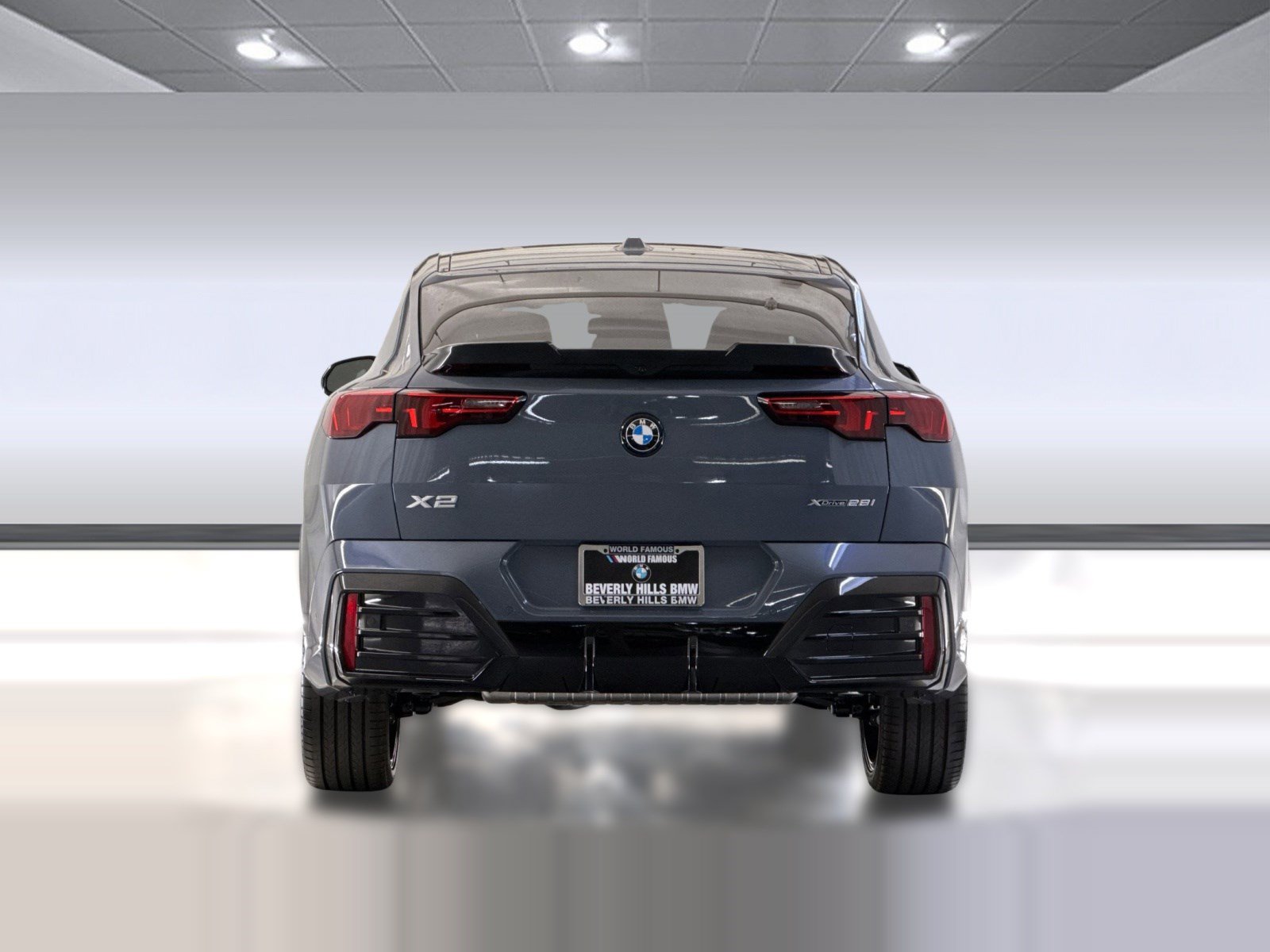 Used 2026 BMW X2 xDrive28i w/ M Sport Package AWD/4WD image 10