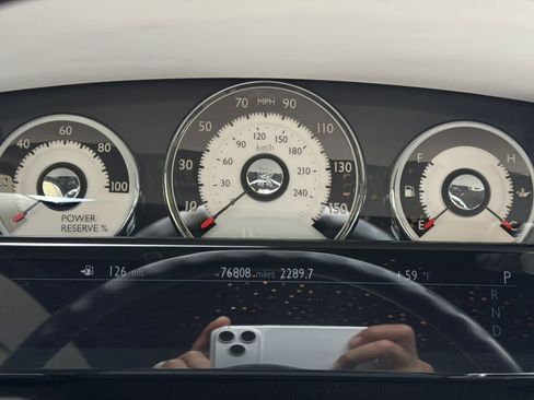 Used 2014 Rolls-Royce Wraith image 60