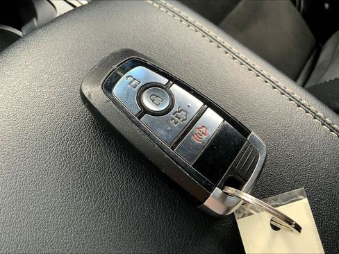 Used 2019 Ford Edge ST w/ Cold Weather Package image 13