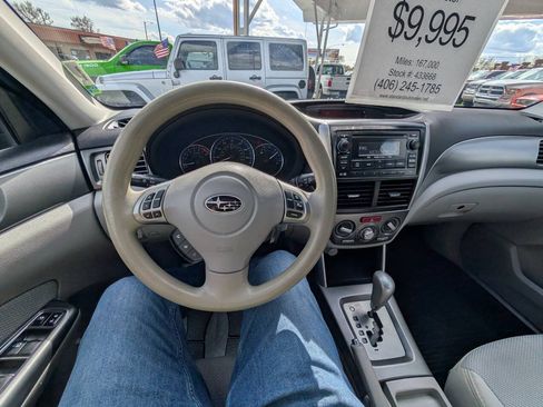 Used 2013 Subaru Forester 2.5X Premium w/ All-Weather Pkg AWD/4WD image 10