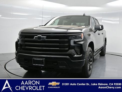 New 2025 Chevrolet Silverado 1500 High Country w/ Midnight Edition image 38