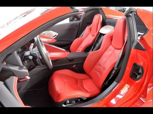 Used 2024 Chevrolet Corvette Stingray Preferred Conv w/ Z51 Performance Package RWD image 13