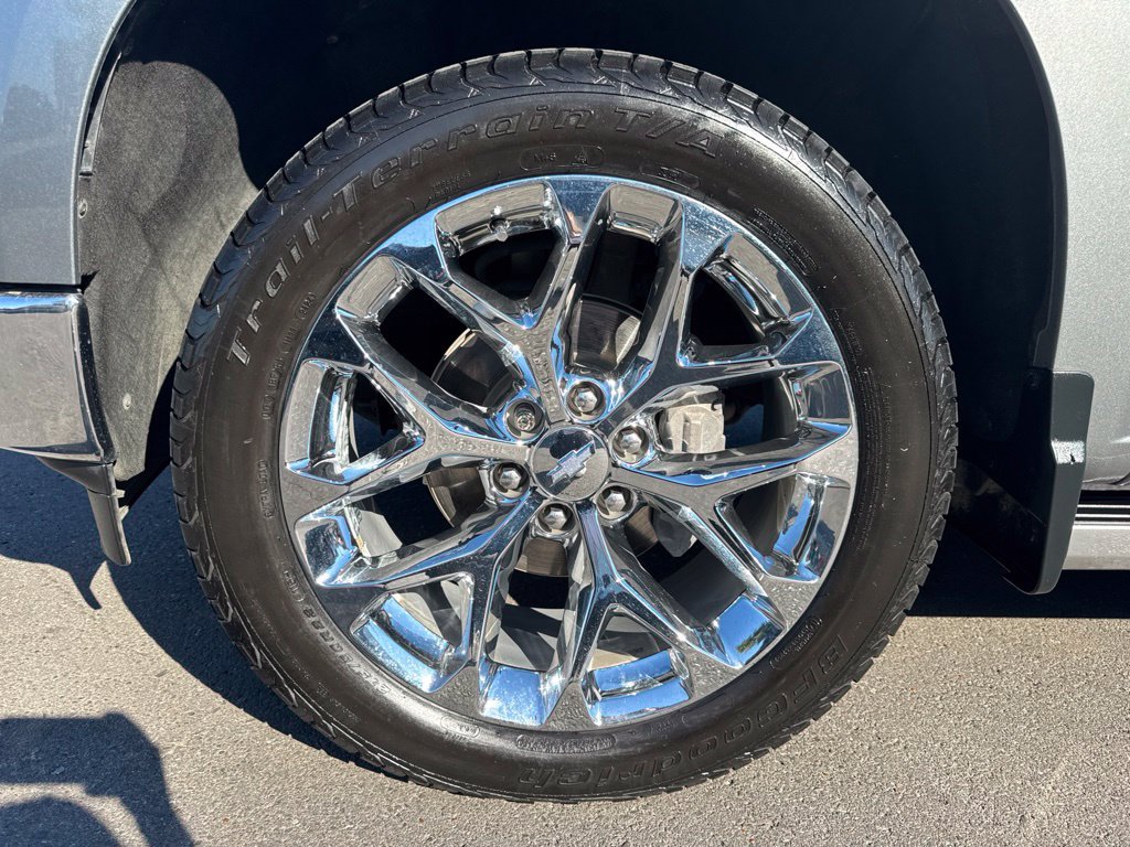 Used 2023 Chevrolet Silverado 1500 LTZ w/ LTZ Premium Package AWD/4WD image 31