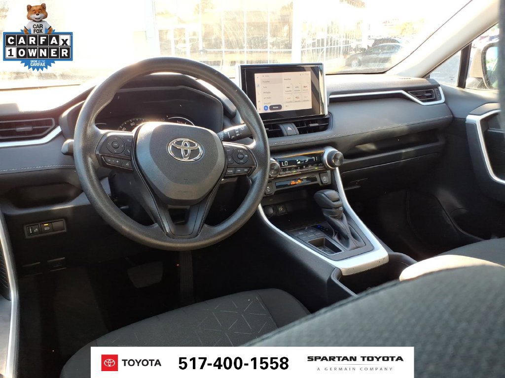 Used 2024 Toyota RAV4 XLE FWD image 13
