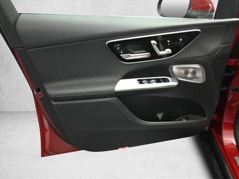 Certified 2026 Mercedes-Benz GLC 300 4MATIC image 18