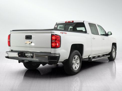 Used 2017 Chevrolet Silverado 1500 LT w/ LT Fleet Plus Package AWD/4WD image 5