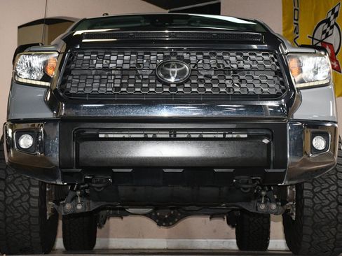 Used 2019 Toyota Tundra SR5 w/ SR5 Upgrade Package AWD/4WD image 81