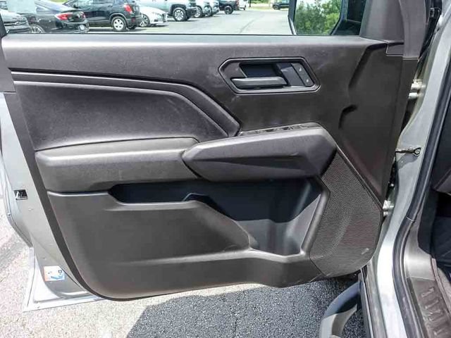 New 2026 Chevrolet Colorado Trail Boss w/ Midnight Edition AWD/4WD image 11