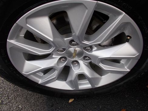 Used 2021 Chevrolet Silverado 1500 Custom image 19