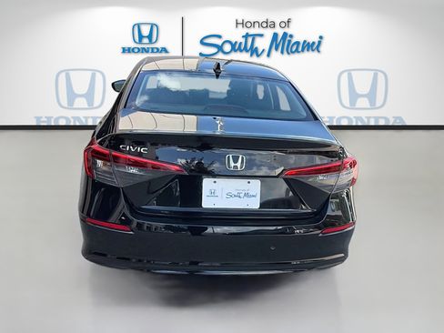 Used 2023 Honda Civic EX image 6