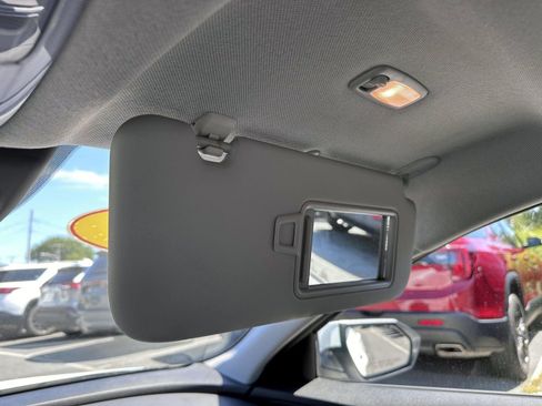 Used 2023 Hyundai Elantra SEL FWD image 28