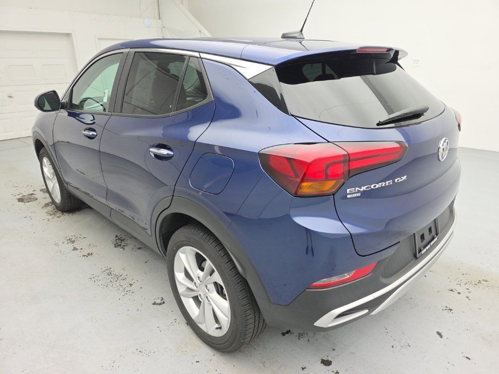 Used 2023 Buick Encore GX Preferred w/ Cold Weather Comfort Package AWD/4WD image 10