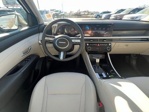 New 2025 Hyundai Tucson SEL image 14