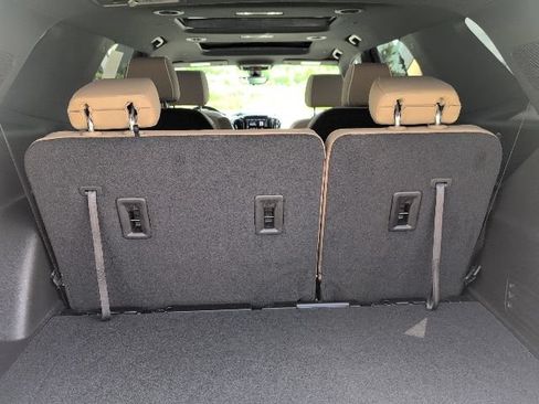 Certified 2023 Chevrolet Traverse Premier w/ LPO, Floor Liner Package AWD/4WD image 31