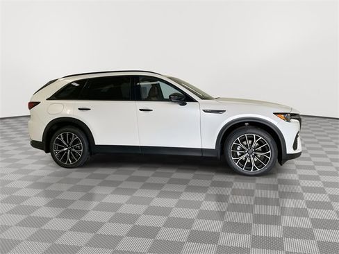 Certified 2025 MAZDA CX-70 Plug-In Hybrid w/ Premium Plus image 12