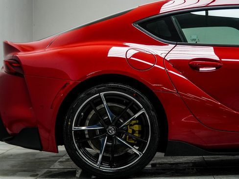 Used 2021 Toyota Supra 3.0 w/ Safety & Technology Package image 8