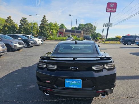 Used 2020 Chevrolet Camaro SS RWD image 7