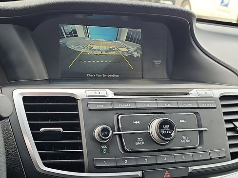 Used 2013 Honda Accord EX image 18