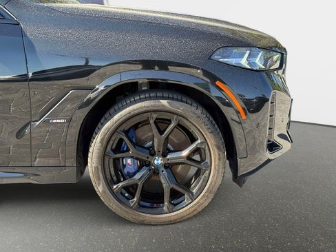 Used 2024 BMW X6 M60i AWD/4WD image 21
