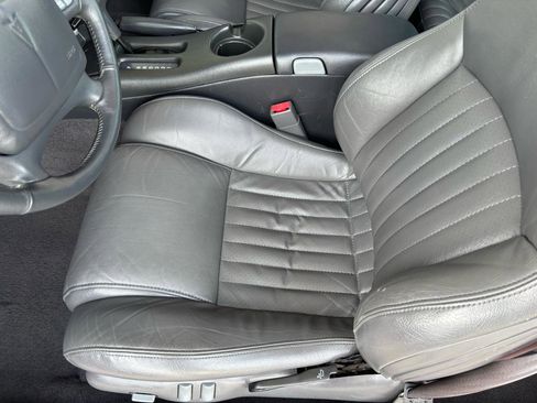 Used 1998 Pontiac Firebird Formula w/ Security Pkg image 20