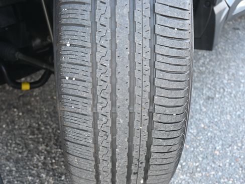 Certified 2025 Subaru Ascent Limited image 12