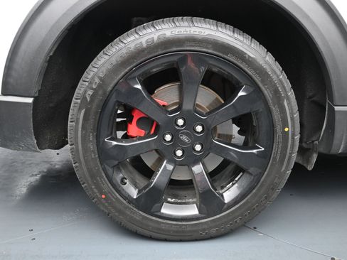 Used 2020 Ford Explorer ST w/ ST Street Pack AWD/4WD image 9