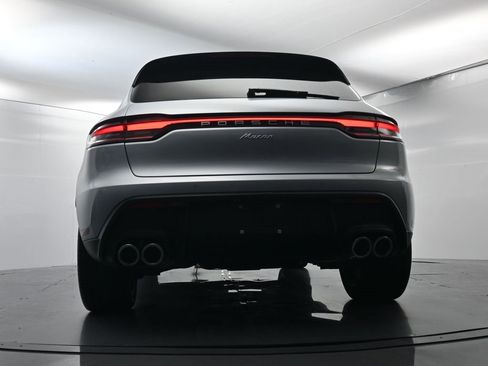 Certified 2022 Porsche Macan image 50