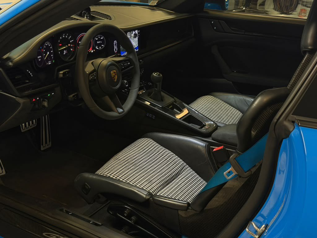 Used 2022 Porsche 911 GT3 RWD image 21