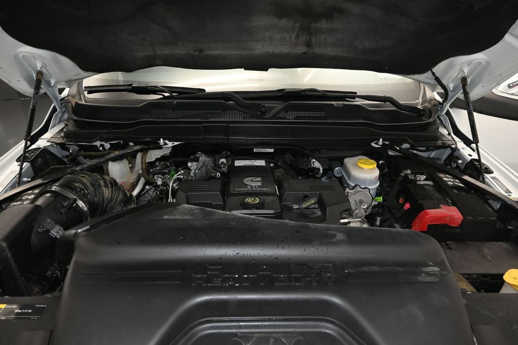 Used 2024 RAM 2500 Laramie w/ Safety Group AWD/4WD image 18