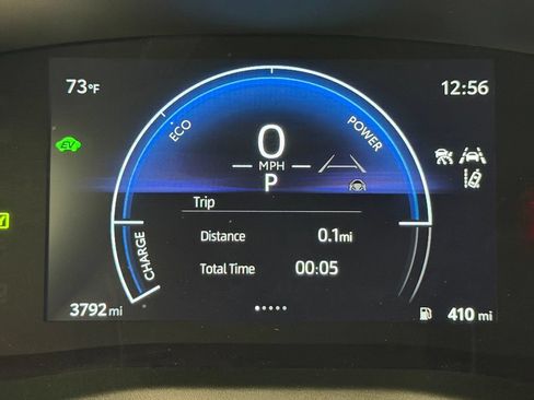 Used 2026 Toyota Camry SE FWD image 28