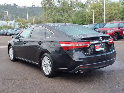Used 2014 Toyota Avalon XLE Premium FWD image 7