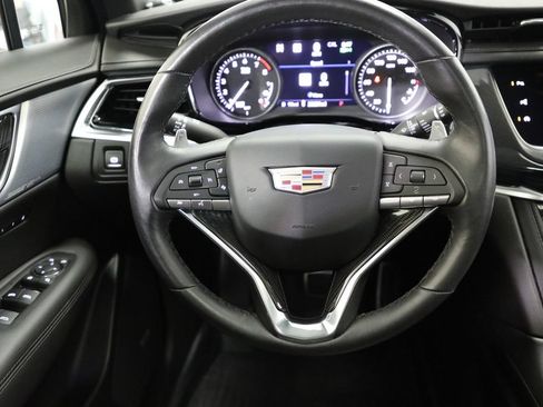 Used 2024 Cadillac XT6 Sport w/ LPO, Onyx Lite Package AWD/4WD image 3