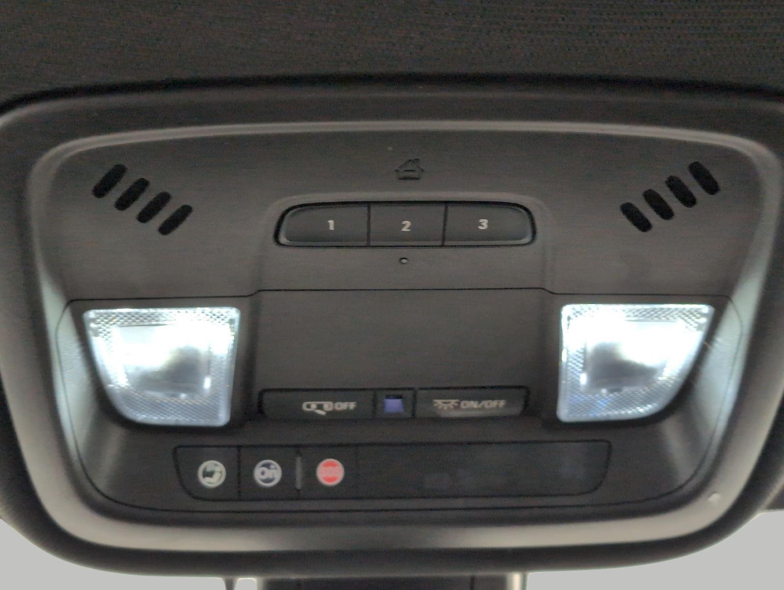 Used 2023 Chevrolet Traverse LT w/ LPO, Floor Liner Package AWD/4WD image 18