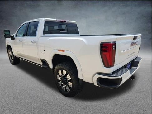 Used 2024 GMC Sierra 2500 Denali w/ Denali Reserve Package AWD/4WD image 7