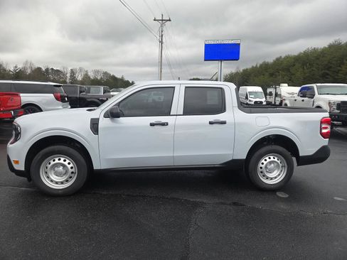 New 2025 Ford Maverick XL image 16