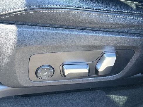 Used 2023 BMW X3 xDrive30i w/ Convenience Package image 24