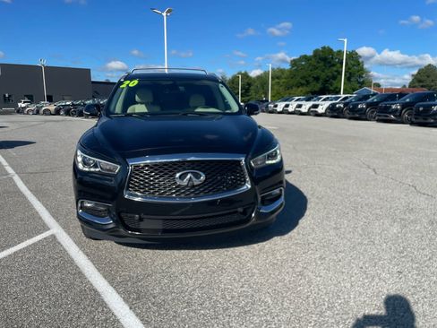 Used 2020 INFINITI QX60 Luxe w/ Sensory Package AWD/4WD image 2