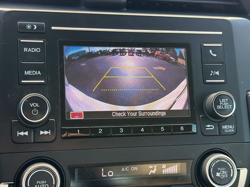 Used 2019 Honda Civic LX image 22