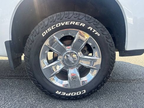 Used 2020 Chevrolet Silverado 1500 LT w/ All-Star Edition AWD/4WD image 32